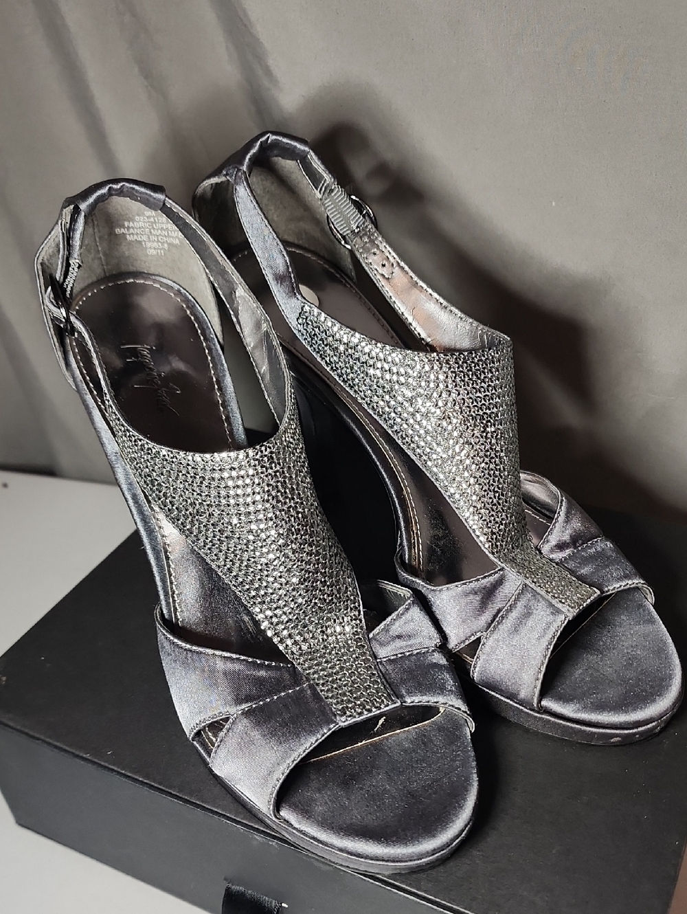 Jacqueline Ferrar Silver Crystal T-Strap Evening Heels